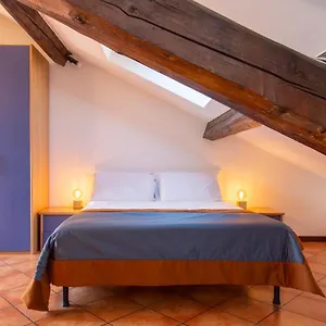 mondadori-apartment.it-lombardy.com/